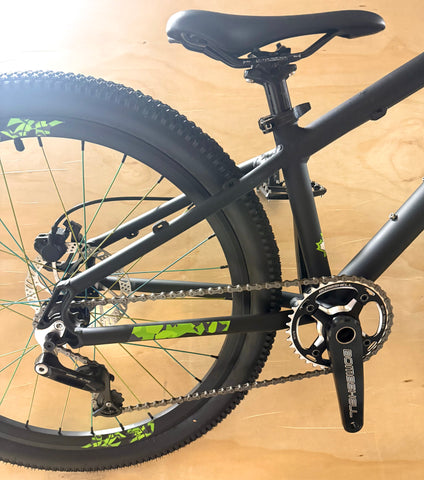 24" Bombshell Dirt Jumper