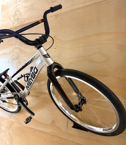 MEYBO HSX Cruiser Complete Build (Used)  - Silver/Black