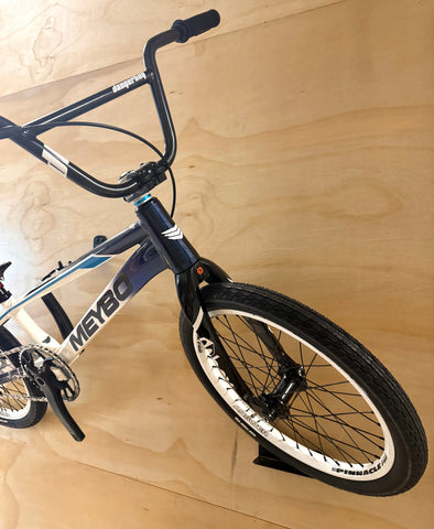 MEYBO HSX PRO 21.5 Complete Build  - White/Blue