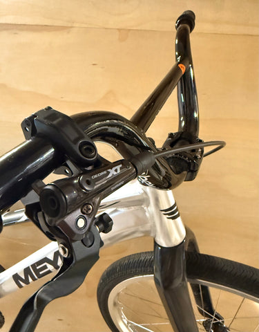 MEYBO HSX Cruiser Complete Build (Used)  - Silver/Black