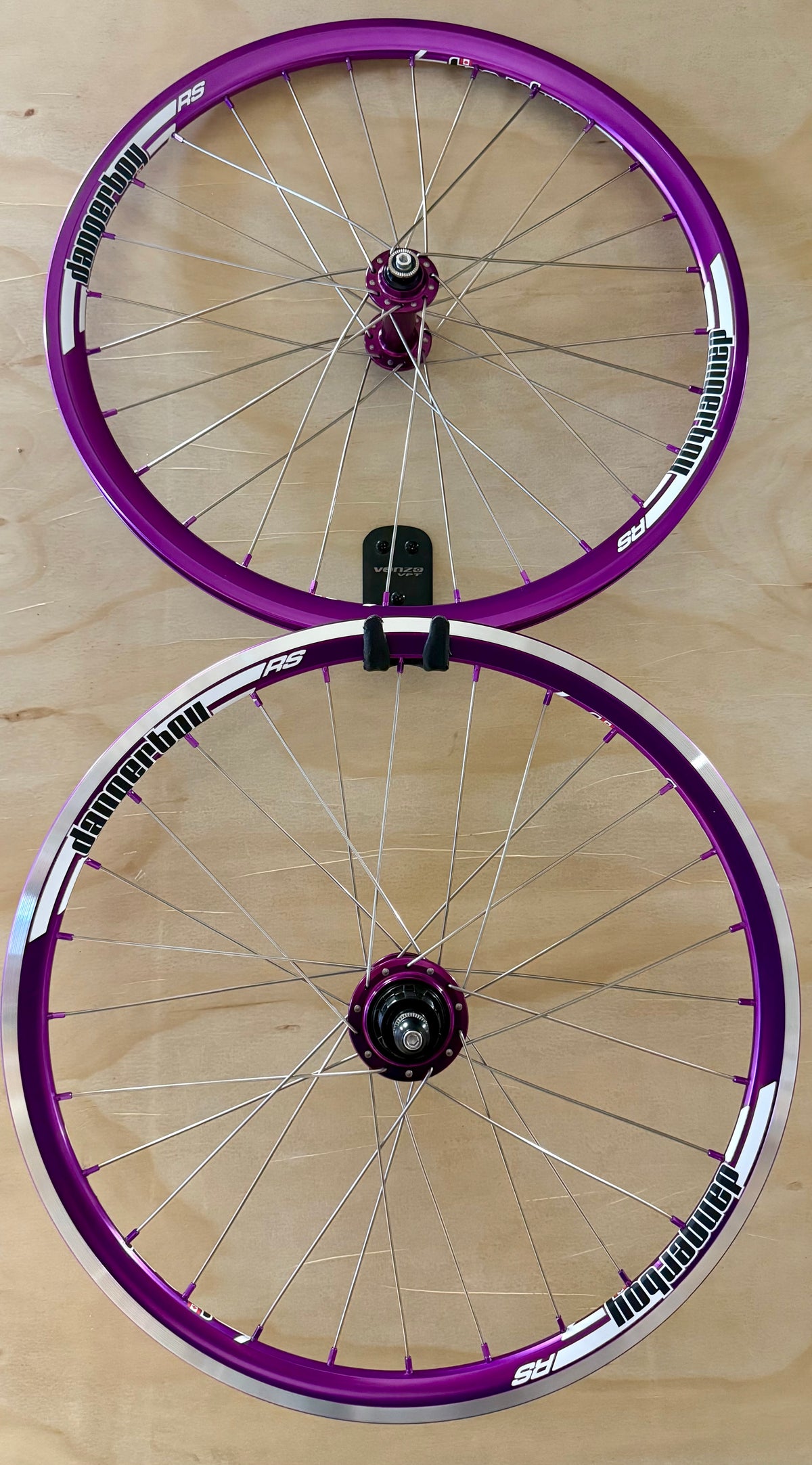 Dangerboy Expert Wheelset 28h Purple