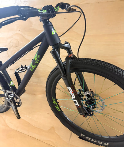24" Bombshell Dirt Jumper