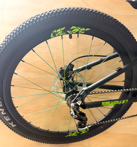 24" Bombshell Dirt Jumper