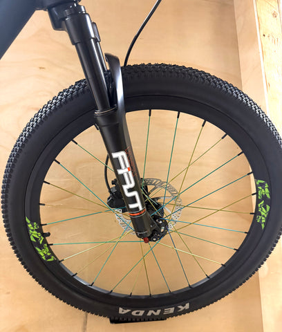 24" Bombshell Dirt Jumper