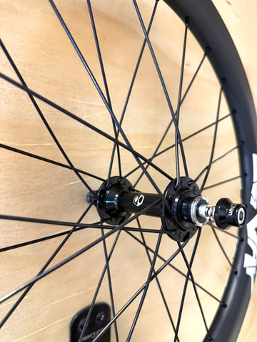 DeeJay Carbon 20" 406 Expert Wheelset 28h