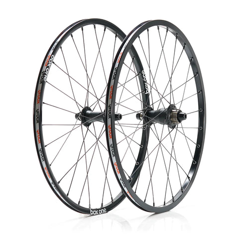 Box One Stealth Expert 20 x 1-1/8" 10mm Wheelset