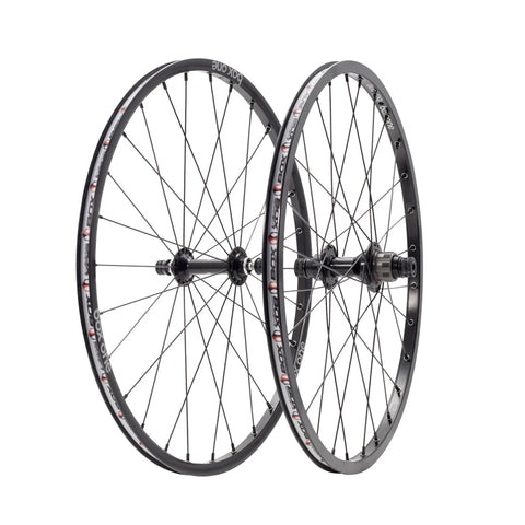 Box Three Expert 20 x 1-1/8" 10mm Wheelset