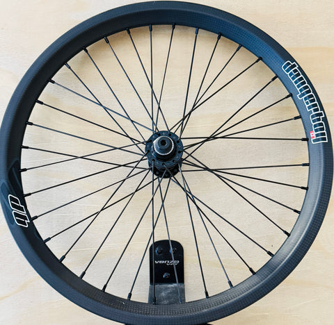 Dangerboy Pro Lite Carbon Wheelset 10mm Bolt-On (disc compatible)